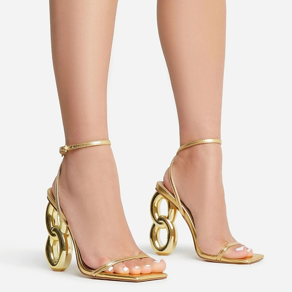 ☆SOPHIA RICHIE GOLD HEELS☆
